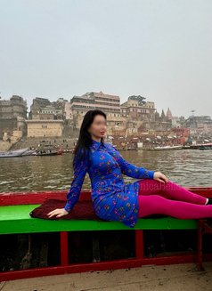 Monica Bella - एस्कॉर्ट in New Delhi Photo 23 of 24