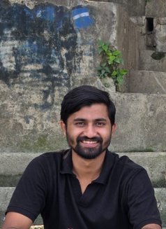 Kale Cma - Male adult performer in Kolkata Photo 2 of 7