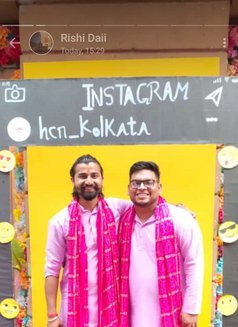 Kale Cma - Male adult performer in Kolkata Photo 5 of 7