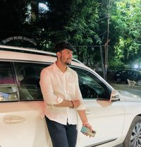 Lets Meet Harry - Male এস্কর্ট in New Delhi