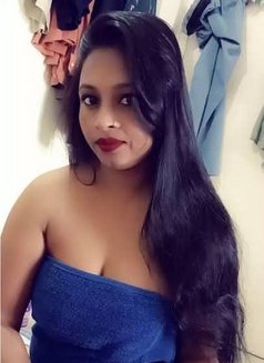 Mina Kumari Verma - escort in Bangalore Photo 1 of 2
