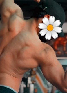 Rahul Rawat - Male एस्कॉर्ट in New Delhi Photo 1 of 3