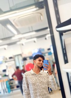 Parashchoudhary - Male ఎస్కార్ట్ in Jaipur Photo 1 of 21