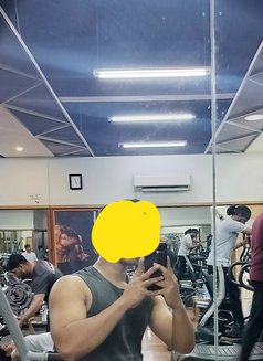 Aryan - Male एस्कॉर्ट in Pune Photo 2 of 8