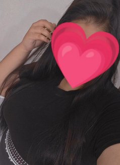 Neha - एस्कॉर्ट in New Delhi Photo 2 of 3