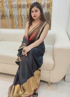 Anushka Escorts Service and Cell Girls S - ఎస్కార్ట్ in Mumbai Photo 1 of 1