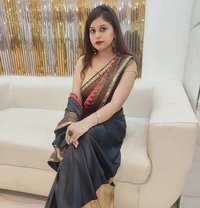 Anushka Escorts Service and Cell Girls S - एस्कॉर्ट in Mumbai