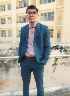 Secret Superstar - Male এস্কর্ট in Noida Photo 1 of 1