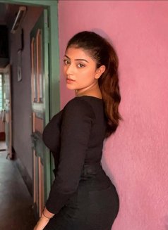 Sharmarinkal - एस्कॉर्ट in Hyderabad Photo 1 of 3