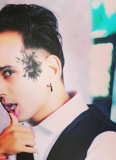 Sex therapist - Male companion in New Delhi Photo 10 of 11