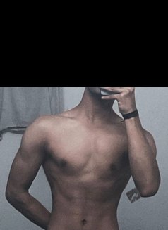 Rashiv Thakur - Male escort in Chandigarh Photo 1 of 2