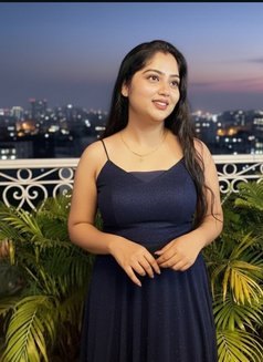 Kavyanshi - escort in Gurgaon Photo 2 of 2