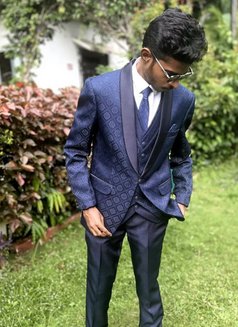 Rahul - Male escort in Hyderabad Photo 1 of 3