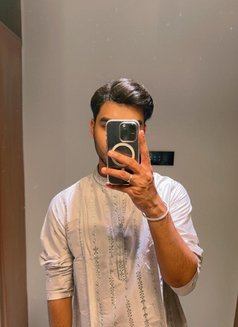 Nishant - Male ఎస్కార్ట్ in Bangalore Photo 1 of 5