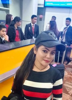Seema - escort in Noida Photo 9 of 9