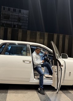 Vishal - Male ম্যাসেজ in Mumbai Photo 2 of 3