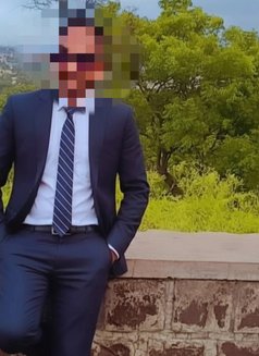 DannyPune - Male escort in Pune Photo 2 of 5