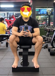 Pussy Leaking Guy Available in Bangalore - Male escort in Bangalore Photo 2 of 3