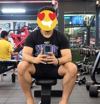 Pussy Leaking Guy Available in Bangalore - Male ఎస్కార్ట్ in Bangalore