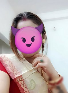 Simi - escort in Kolkata Photo 1 of 2