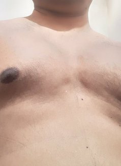 HIGH PROFILE PLAYBOY FOR H/P FEMALES - Male ఎస్కార్ట్ in Kolkata Photo 4 of 4