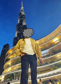 Massager & Escort for Female & Couple - Male ఎస్కార్ట్ in New Delhi Photo 1 of 4