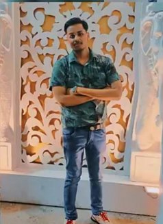 Kunal Call Boy in Kolkata - Male ఎస్కార్ట్ in Kolkata Photo 1 of 2