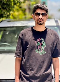 Rajesh - Male எஸ்கார்ட் in Hyderabad Photo 2 of 2