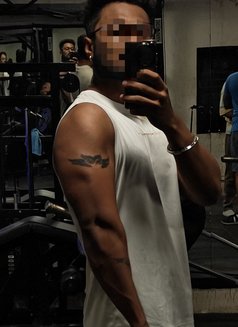 Hunk Vedant for Women Real Meet - Male escort in Mumbai Photo 2 of 3