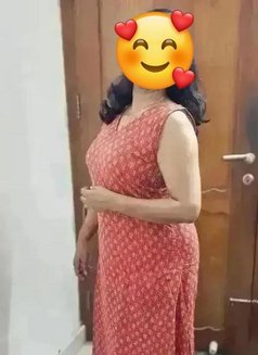 Marathi Wife Dhanu - எஸ்கார்ட் in Pune Photo 1 of 1