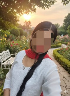 Kajal Cam and Real Meet - escort in Kolkata Photo 1 of 1