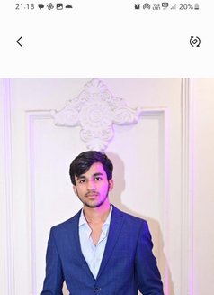 Dhruv - Male escort in New Delhi Photo 3 of 4