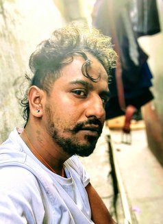 Arya - Male escort in Bangalore Photo 1 of 3