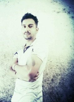 Arya - Male escort in Bangalore Photo 2 of 3