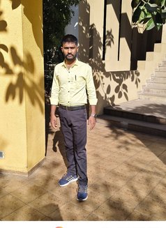 Kale - Male ఎస్కార్ట్ in Pune Photo 1 of 1