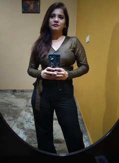 Shweta - escort in New Delhi Photo 11 of 14