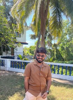 Addy - Male escort in Bangalore Photo 2 of 3