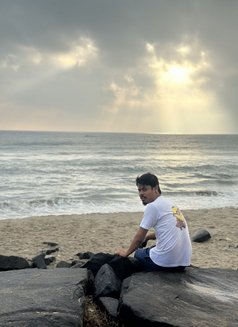 Partner for good time - Male एस्कॉर्ट in Bangalore Photo 2 of 2