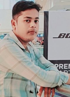 Ismailhossen - Male escort in Chennai Photo 1 of 5