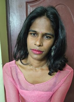 Ammuthanvika - Transsexual escort in Chennai Photo 7 of 8