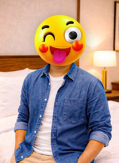 Mature & Gentleman - Male escort in Gurgaon Photo 1 of 14