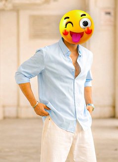 Mature & Gentleman - Male escort in Gurgaon Photo 6 of 14