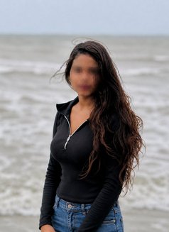 Priya Sharma - escort agency in Mumbai Photo 2 of 4