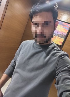 Vicky Mumbai - Male எஸ்கார்ட் in Mumbai Photo 2 of 10