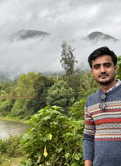 Rony - Male एस्कॉर्ट in Bangalore Photo 1 of 2