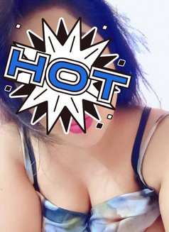 Reshmaraheja - எஸ்கார்ட் in Mumbai Photo 1 of 3