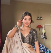 Maya - escort in New Delhi