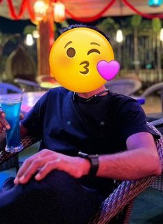 D/7 MASSAGE & P*S*Y LICKING EXPERT 🥵 - Male escort in New Delhi Photo 5 of 10