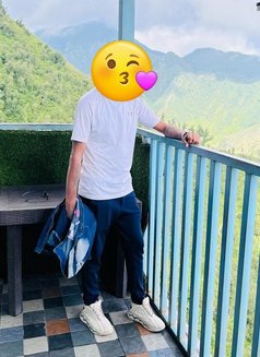 D/7 MASSAGE & P*S*Y LICKING EXPERT 🥵 - Male escort in New Delhi Photo 7 of 10