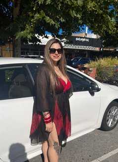 Daisy - escort in Gurgaon Photo 4 of 8
